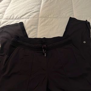 Lululemon Dance Studio mid rise Capri
